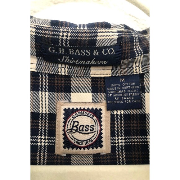 G.H.bass & Co. long sleeve button up M - Picture 3 of 3